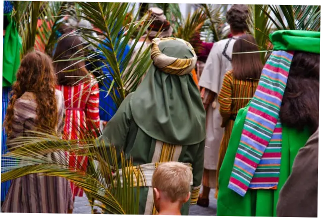 Mengenal Hari Raya Palm dan Maknanya Menjelang Paskah Kristus