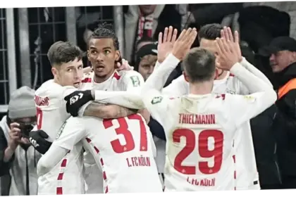Bundesliga 2: Persaingan Sengit dan Drama di Lapangan