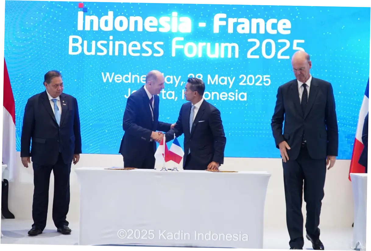 Prancis dalam Dinamika Global: Dari Selat Hormuz hingga Sepakbola