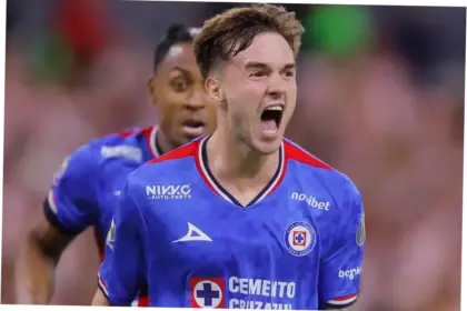 Cruz Azul Tekuk Chivas 2-1, Persaingan Sengit di Liga MX