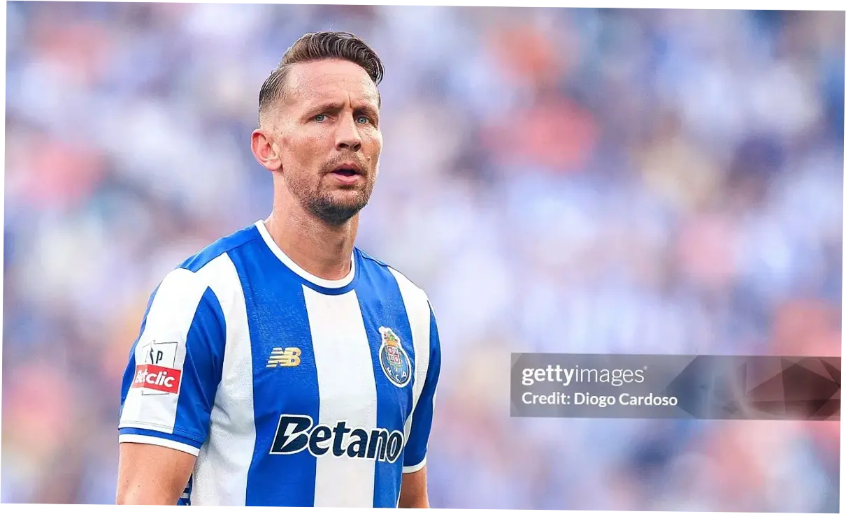FC Porto: Dari Penurunan Laba Bersih hingga Kemenangan di Liga Volei