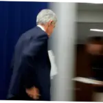 Jerome Powell dan Masa Depannya di The Fed: Analisis Kebijakan Moneter dan Pengaruhnya terhadap Ekonomi AS