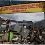 Kios di Indonesia: Antara Pembongkaran dan Kebakaran
