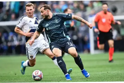 LA Galaxy Tumbangkan Seattle Sounders dengan Dua Gol Tanpa Balas