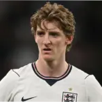 Perebutan Anthony Gordon: Bayern Munich, Barcelona, dan Newcastle United dalam Persaingan Sengit