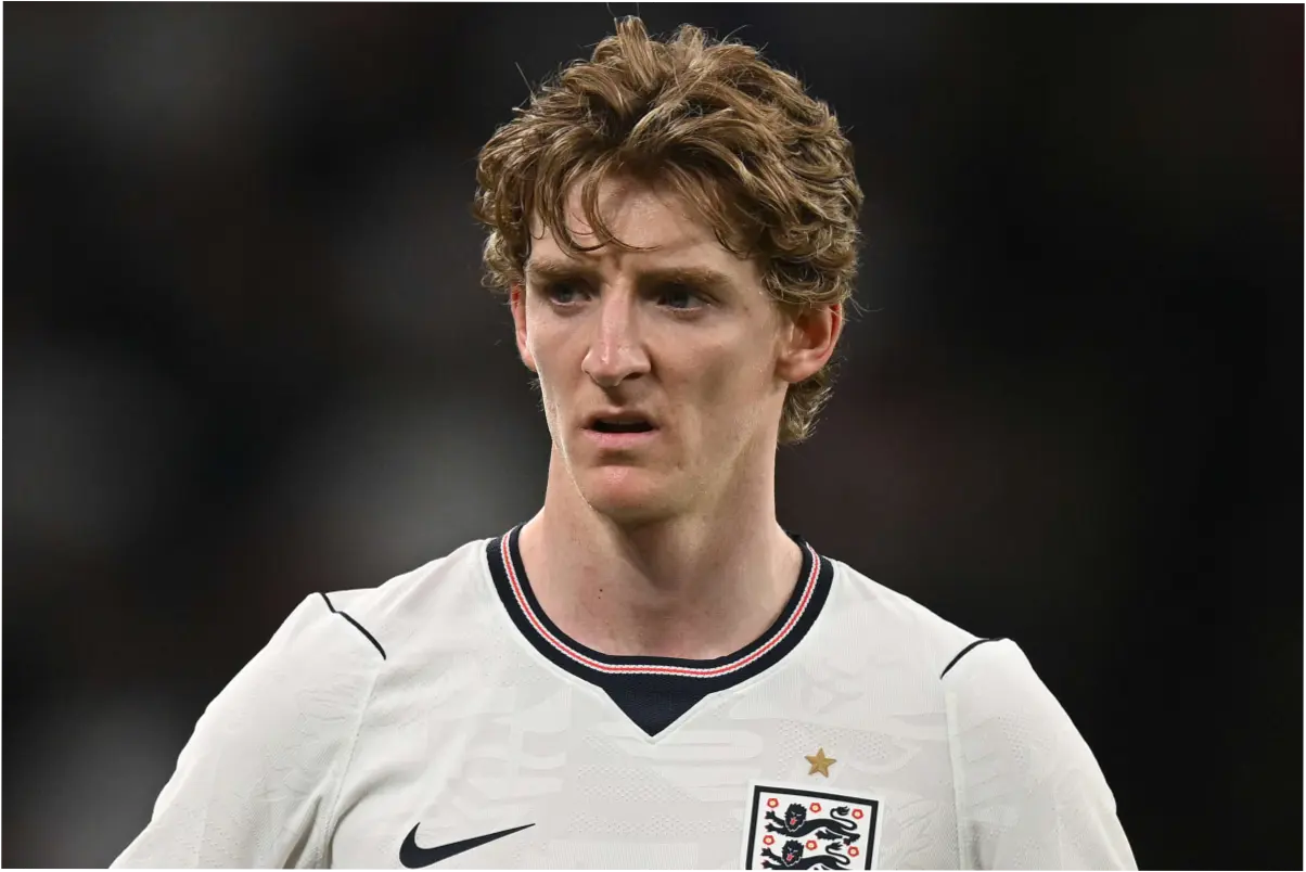 Perebutan Anthony Gordon: Bayern Munich, Barcelona, dan Newcastle United dalam Persaingan Sengit