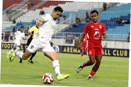 Pertandingan Sengit Arema FC vs Persebaya: Analisis dan Highlights