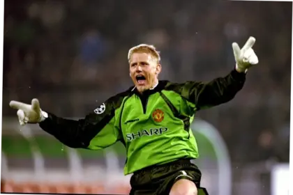 Peter Schmeichel dan Manchester United: Analisis Strategi dan Keputusan Transfer