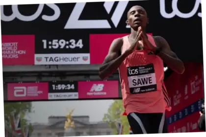 Sabastian Sawe Pecahkan Rekor Dunia Marathon di London dengan Sepatu Adidas