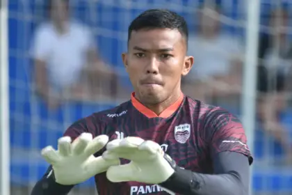Teja Paku Alam, Sang Kiper yang Membuat Rekor Clean Sheet di Liga