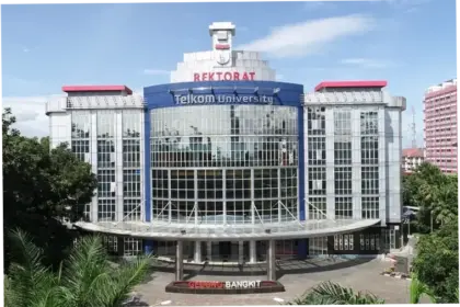 Universitas Telkom: Pusat Pendidikan dan Inovasi Teknologi di Indonesia