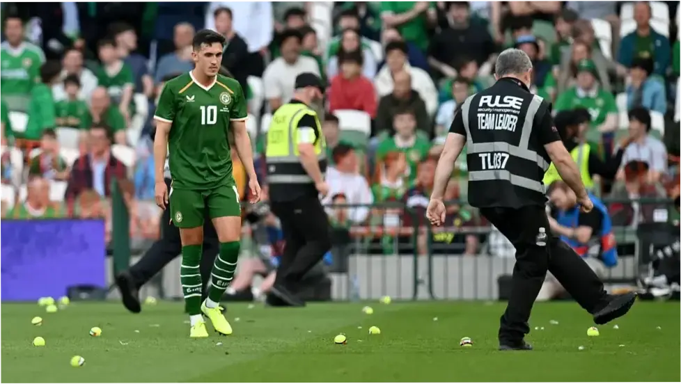 Pertandingan Irlandia vs Qatar: Protes, Kartu Merah, dan Persiapan Piala Dunia 2026